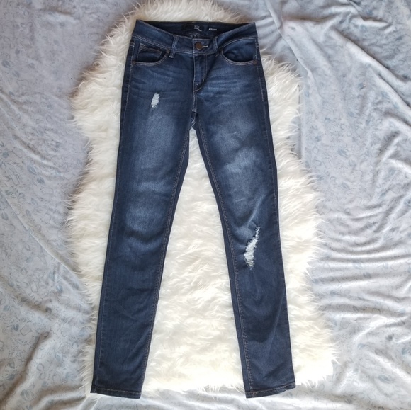 1822 distressed jeans